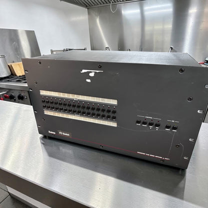 Dependable Condition – Extron CrossPoint Plus 1616 HVA – 16×16 RGBHV & Stereo Audio Matrix Switcher – 425 MHz – Fully Tested & Operational!