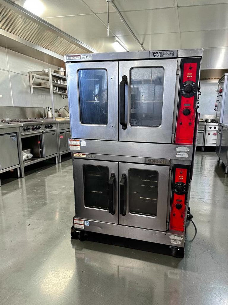 Exceptional Condition – Vulcan VC55GD – Double Stack Natural Gas Convection Oven – Heavy-Duty Commercial Oven w/ Casters – Fully Tested & Operational!