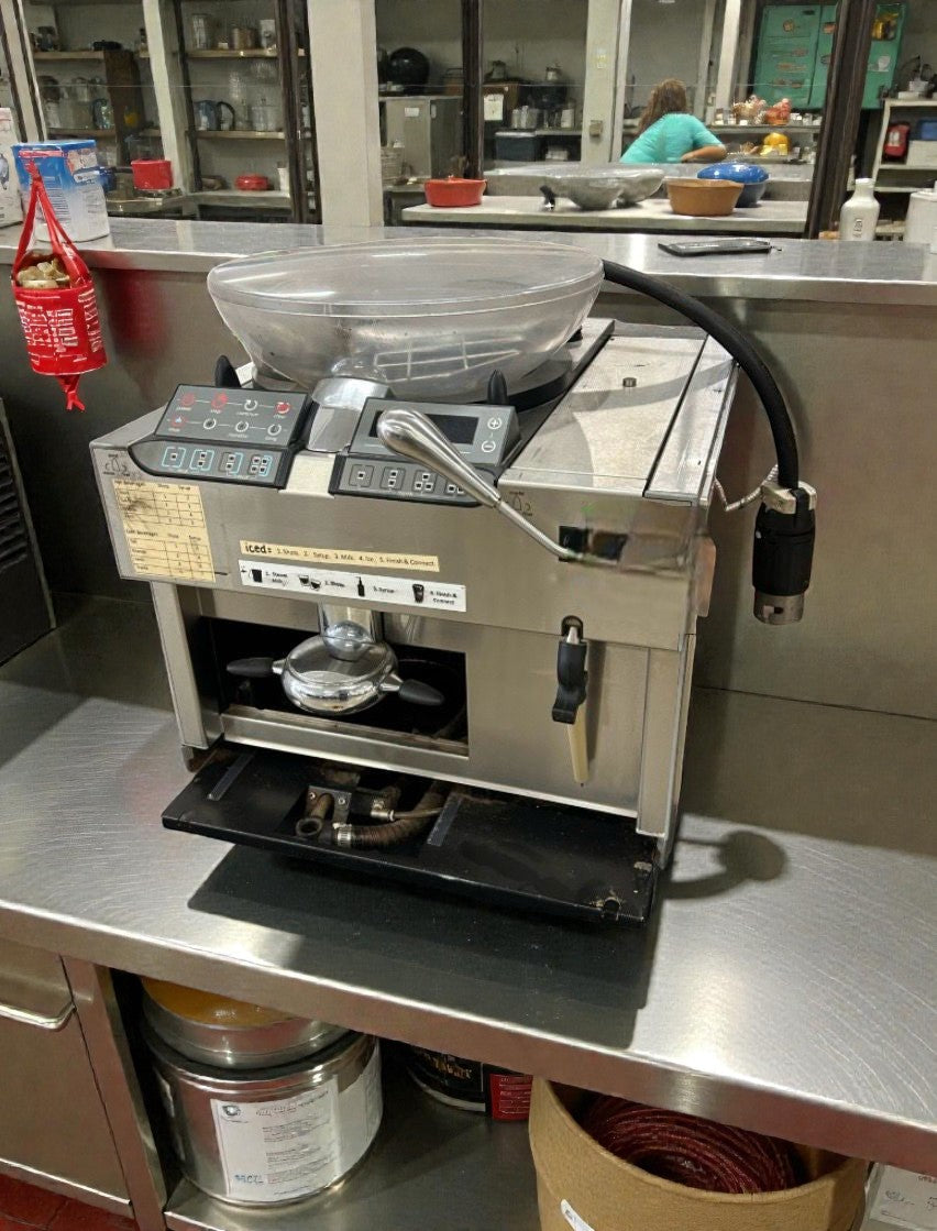 Top-Tier Condition – La Marzocco La Mastrena Commercial Espresso Machine – Fully Tested & Working!