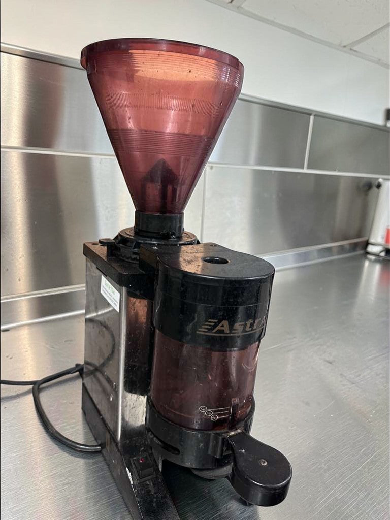 Top-Tier Condition – Astra Commercial Coffee Grinder – Doser Style – Heavy-Duty Café Grinder – Fully Tested & Operational!
