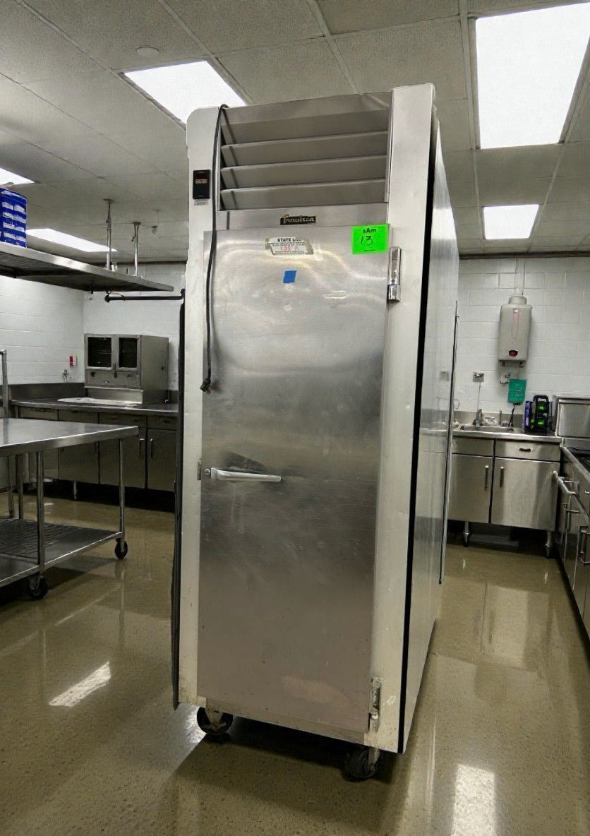 Excellent Condition – Traulsen G12010 Commercial Reach-In Freezer – 115V / Single Phase – Fully Tested & Working!