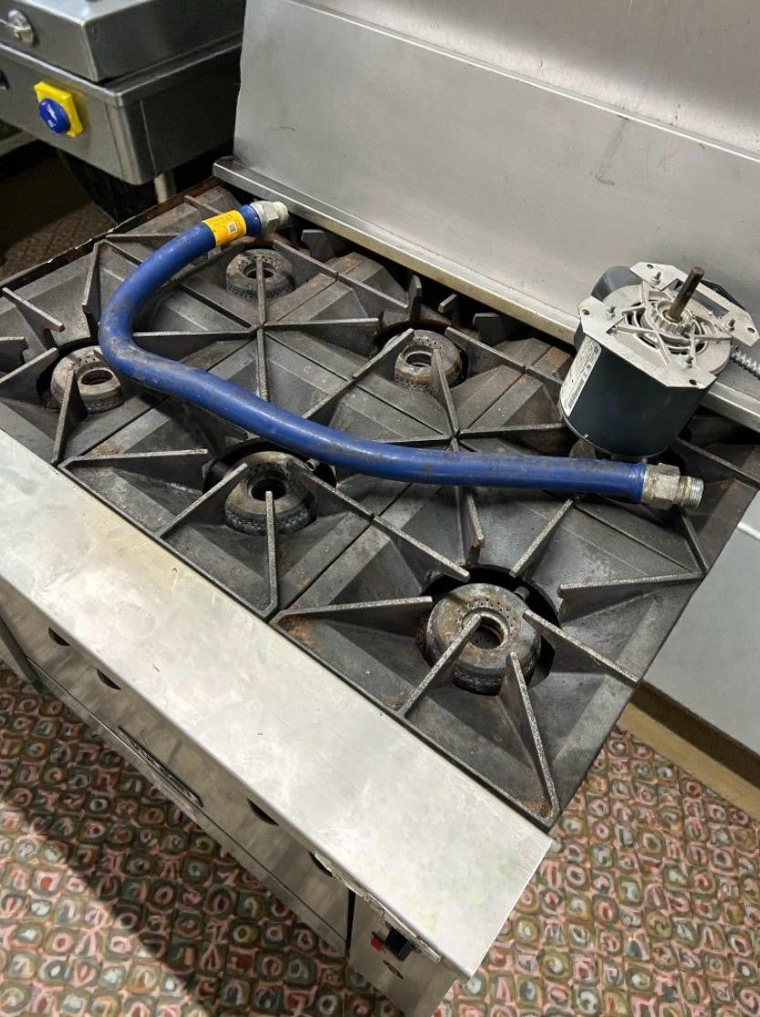 Top-Tier Condition – Vulcan 36C-6BN 36" Commercial Gas Range w/ Oven – Natural Gas – Fully Tested & Working!