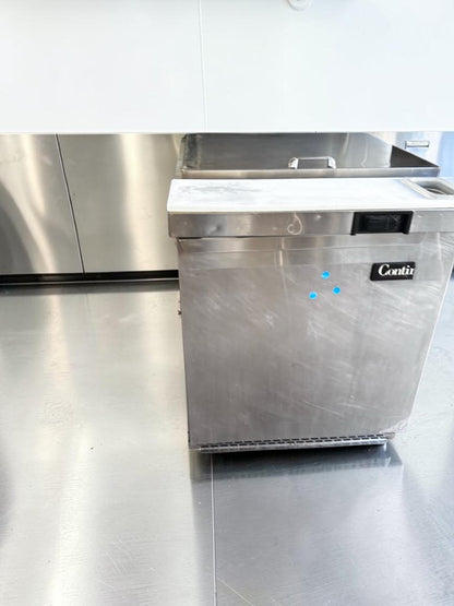 Superb Condition – Continental SW27N12M – 27" Mighty Top Refrigerated Sandwich & Salad Prep Table – 12 Pan Capacity – 115V – Fully Tested & Operational!