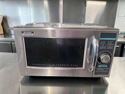 Excellent Condition – Sharp R-21LCFS – Commercial Microwave Oven – 1000W – Stainless Steel – UL Listed – Fully Tested & Operational!