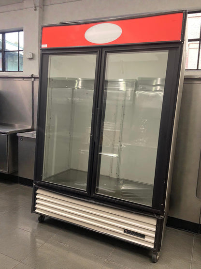 Premium Condition – True GDM-49 Commercial Glass Door Merchandiser – 115V / Single Phase – Fully Tested & Working!