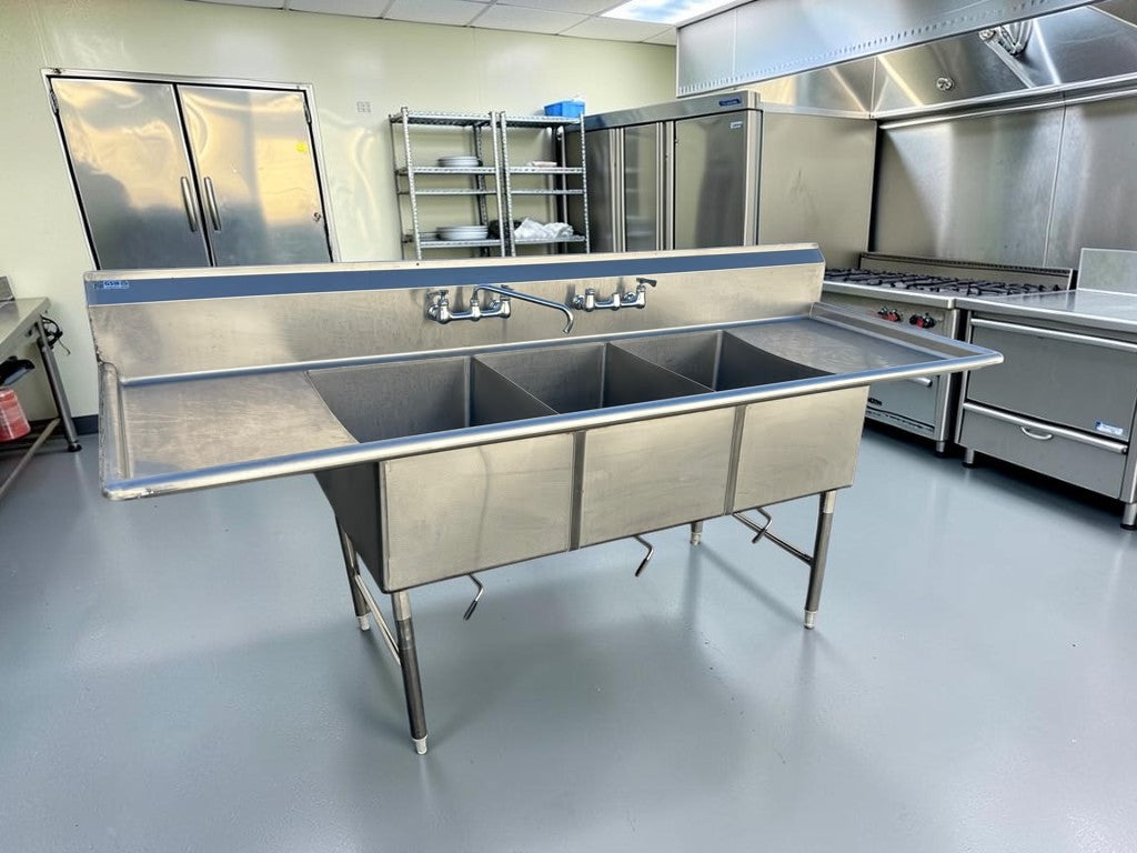Pristine Condition – GSW SH20283D – 100-3/8" Three-Compartment Commercial Sink – Dual 20" Drainboards – 16-Gauge Stainless Steel – NSF & ETL Certified – Fully Tested & Operational!