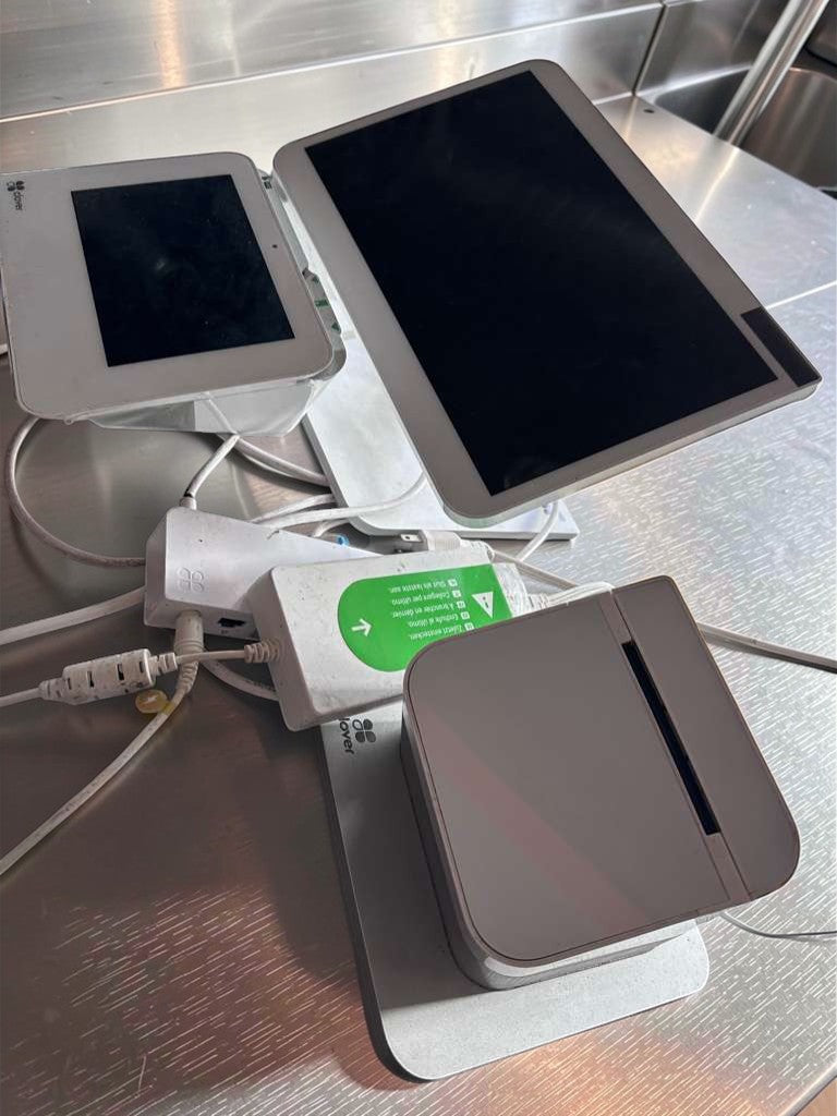 Top-Tier Condition – Clover POS Station System – Touchscreen Register w/ Receipt Printer & Customer Display – Fully Tested & Operational!