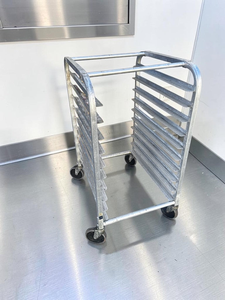 Dependable Condition – Channel Manufacturing Aluminum Bun / Sheet Pan Rack – Mobile Full-Height Bakery Rack – 20 Pan Capacity – NSF Certified – Fully Inspected & Ready for Use!
