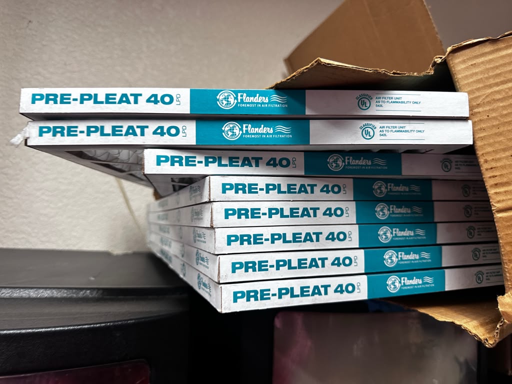 Brand New Condition – AAF Flanders PRE-PLEAT 40 LPD – Commercial MERV 8 Pleated Air Filter – Low Pressure Drop – UL 900 Classified – New Old Stock!