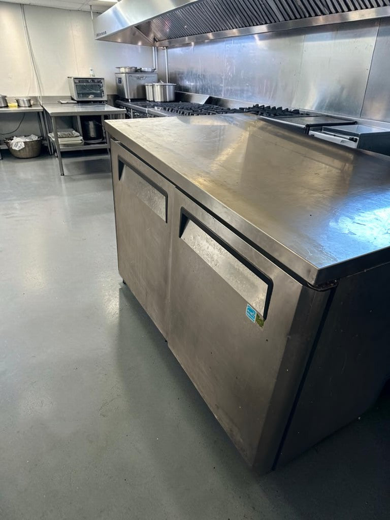 Exceptional Condition – Turbo Air MUR-48-N – 48" M3 Series Commercial Undercounter Refrigerator – 12.2 Cu. Ft. – 2 Doors – R290 – 115V – Fully Tested & Operational!