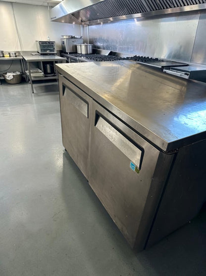 Exceptional Condition – Turbo Air MUR-48-N – 48" M3 Series Commercial Undercounter Refrigerator – 12.2 Cu. Ft. – 2 Doors – R290 – 115V – Fully Tested & Operational!