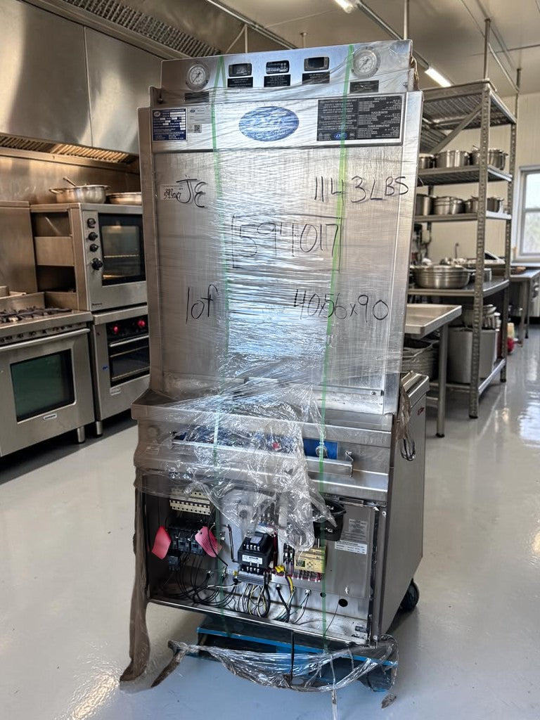 Outstanding Condition – LVO FL14F – 14-Pan Front-Load Commercial Pot, Pan, Bowl & Utensil Washer – 460V 3-Phase – Fully Tested & Operational!