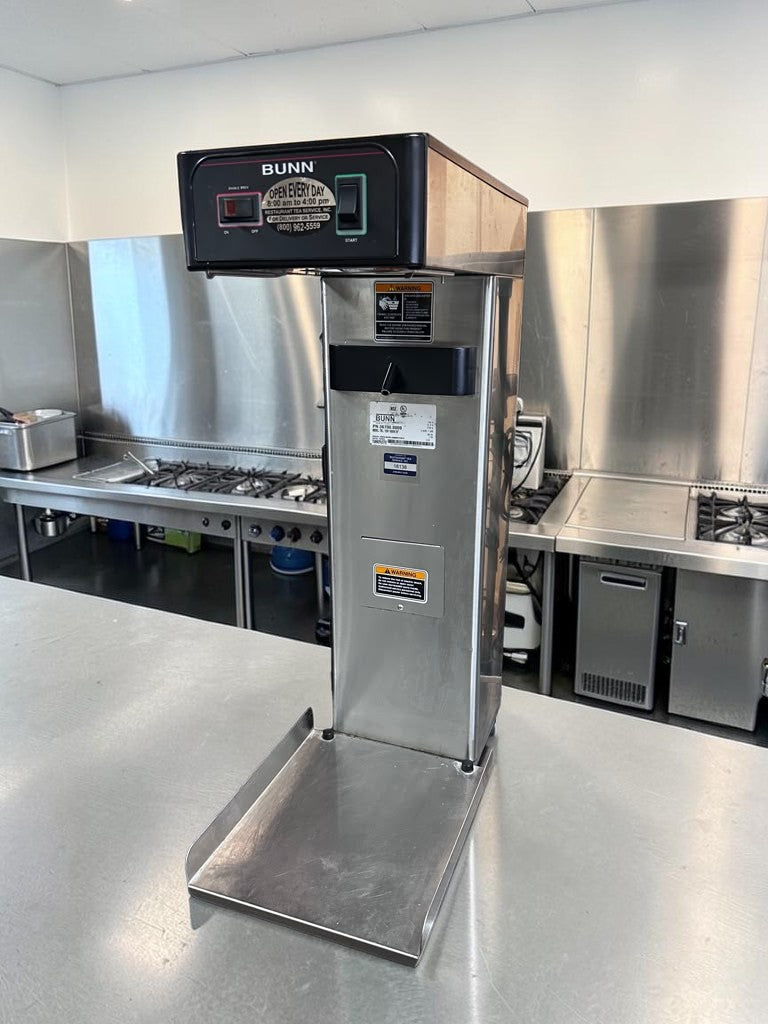Optimal Condition – BUNN TB3 36700.0009 – 3-Gallon Commercial Iced Tea Brewer with 29" Trunk – 120V – NSF & UL Listed – Fully Tested & Operational!