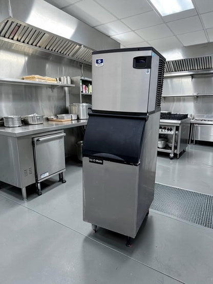 Pristine Condition – Manitowoc IY0524A-161 Indigo Series – 22" Commercial Air-Cooled Half-Dice Ice Maker – Approx. 485 lb/day – 115V – NSF & UL Listed – Fully Tested & Operational!