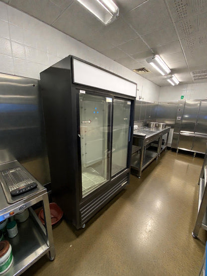 Immaculate Condition – True GDM-45 Glass Door Merchandiser Refrigerator – 115V / Single Phase – Fully Tested & Working!