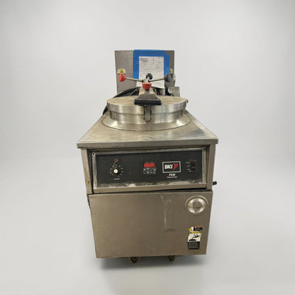 Dependable Condition – BKI FKM-F – Commercial Electric Pressure Fryer with Built-In Filtration – 75 lb. Oil Capacity – 208V, 3 Phase – Fully Tested & Operational!