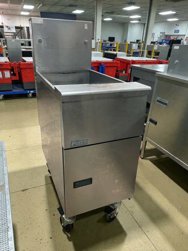 Outstanding Condition – Pitco Commercial Gas Floor Fryer  - Natural Gas - Fully Tested & Working!