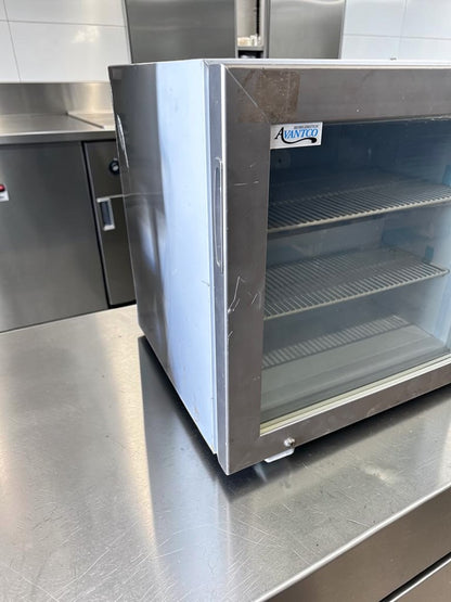 Excellent Condition – Avantco CFM2 / 360CFM2 – 2 Cu. Ft. Countertop Glass Door Display Freezer – 110–120V – ETL Certified – Fully Tested & Operational!