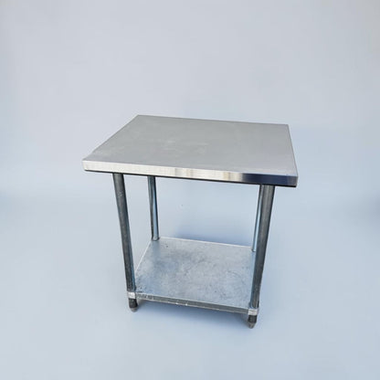First-Class Condition – Commercial Stainless Steel Work Table – 32" × 24" Prep Surface – Adjustable Undershelf – Commercial Casters – Fully Inspected & Ready for Use!