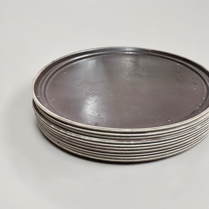 Well-Maintained Condition – Large Oval Non-Skid Serving Trays – 27 in x 22 in – Brown – Commercial Grade – Professionally Inspected & Ready for Service!