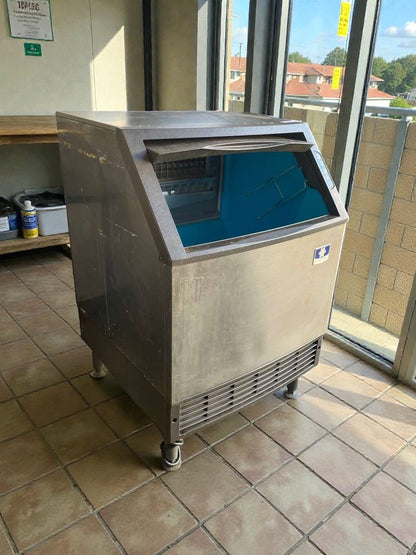 Immaculate Condition – Manitowoc Commercial Undercounter Ice Maker - 115V / Single Phase - Fully Tested & Working!