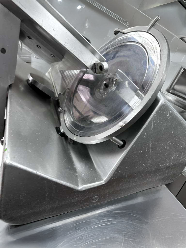 Pristine Condition – Bizerba GSP HD Commercial Automatic Meat Slicer – Heavy-Duty Precision Slicer – 120V – Fully Tested & Operational!