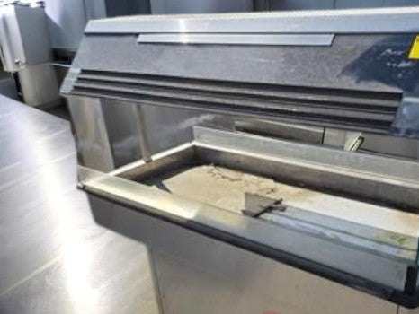 Very Good Condition – Duke E304 – 4-Well Commercial Electric Steam Table with Sneeze Guard – 208V – Fully Tested & Operational!