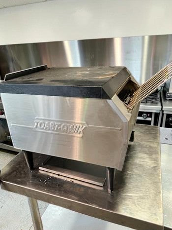 Superior Condition – Hatco TQ-10 Toast-Qwik – Commercial Conveyor Toaster – Up to 300 Slices/Hour – 2" Opening – 120V – UL Listed – Fully Tested & Operational!