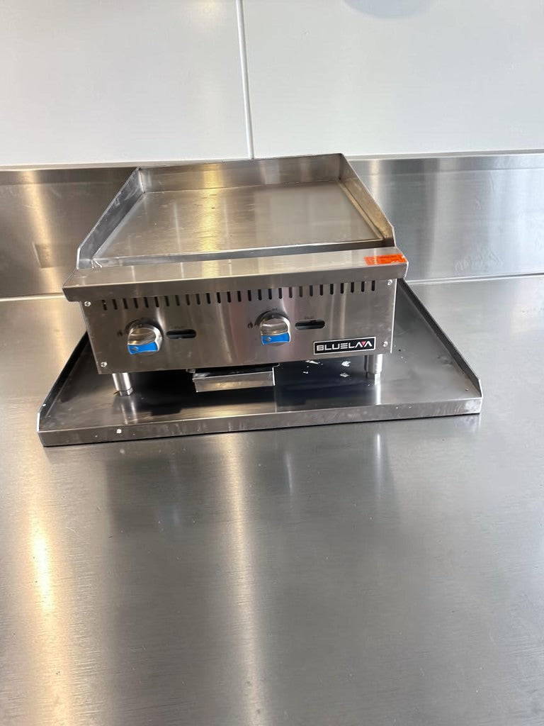 Pristine Condition – Blue Lava BLGM24-24D – 24" Heavy-Duty Commercial Gas Griddle – 1" Plate – 60,000 BTU – Natural Gas – CSA Sanitation Certified – New!