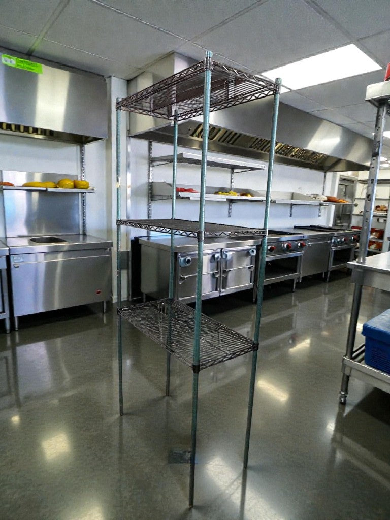Excellent Condition – Commercial Wire Shelving Rack – 4-Tier – Heavy-Duty – NSF Style – Fully Inspected & Ready for Use!
