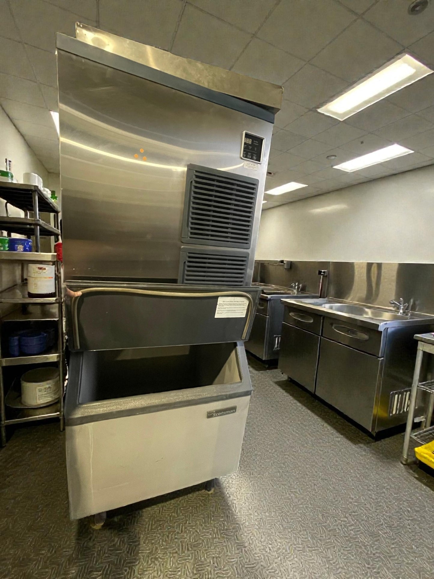 High-Grade Condition – Scotsman BLMI-850A Commercial Ice Maker – 115V / Single Phase – Fully Tested & Working!