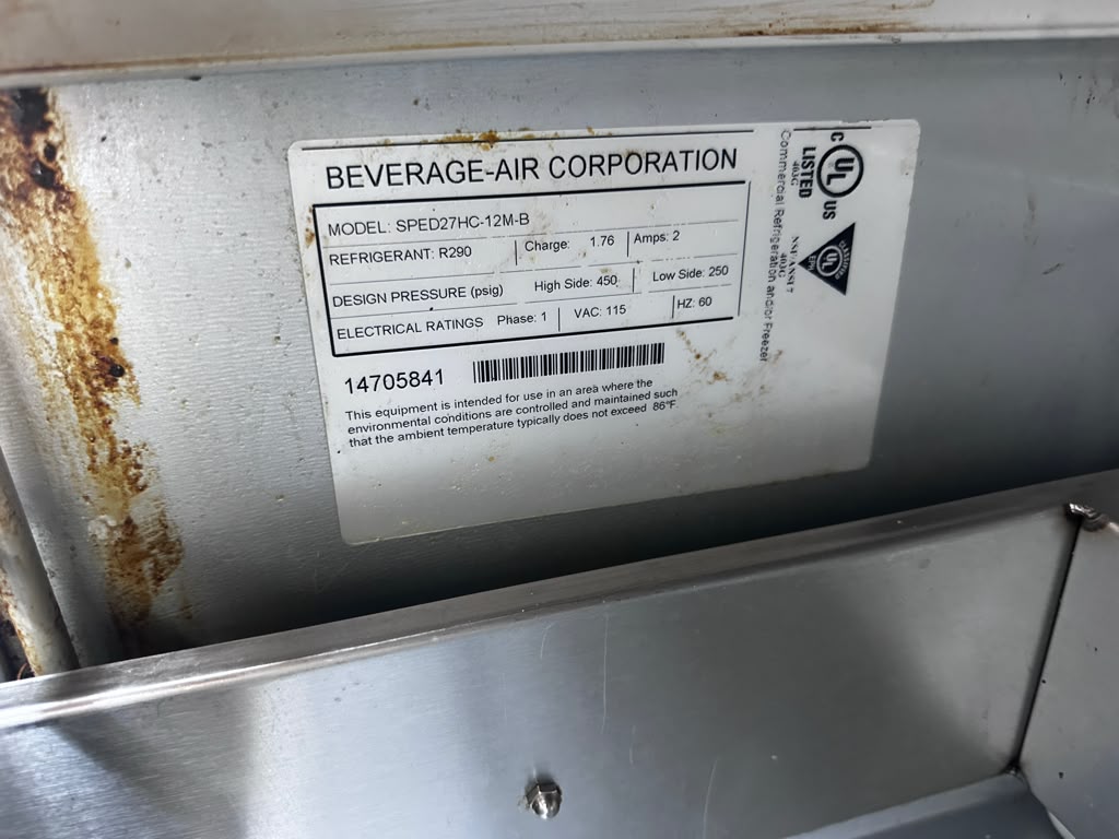 Optimal Condition – Beverage-Air SPED27HC-12M-B – 27" Mega Top Refrigerated Prep Unit with Drawers – 6.8 Cu. Ft. – 115V – R290 – UL / NSF Listed – Fully Tested & Operational!