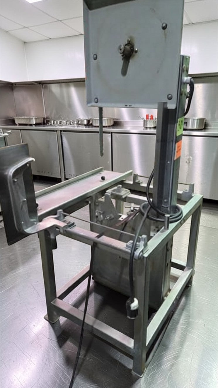 Excellent Condition – Hobart 5701D – Commercial Meat Saw – 500V – 3 Phase – UL & NSF Listed – Fully Tested & Operational!