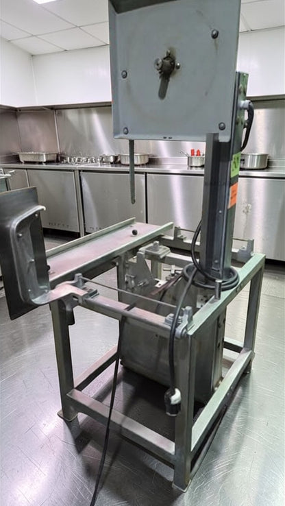 Excellent Condition – Hobart 5701D – Commercial Meat Saw – 500V – 3 Phase – UL & NSF Listed – Fully Tested & Operational!