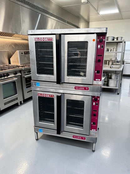 Exceptional Condition – Blodgett MARK V-100 DBL – 38" Double-Deck Electric Convection Oven – 220/240V, Single Phase – ENERGY STAR® – Fully Tested & Operational!