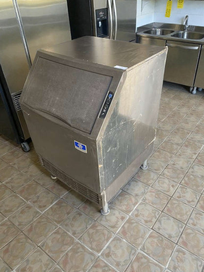 Immaculate Condition – Manitowoc Commercial Undercounter Ice Maker - 115V / Single Phase - Fully Tested & Working!