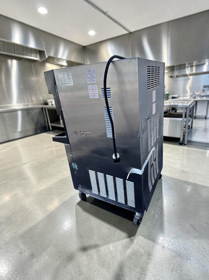 Exceptional Condition – Taylor 349-33 – 4-Flavor Commercial Frozen Carbonated Beverage Freezer / Slush Machine – 208–230V – 3 Phase – UL / NSF Listed – Fully Tested & Operational!