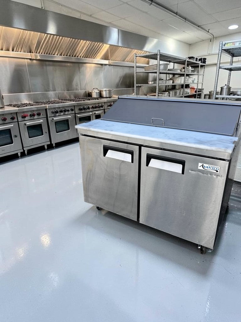 Elite Condition – Avantco APT-48-HC – 47" Commercial Two-Door Refrigerated Sandwich & Salad Prep Table – 12-Pan Capacity – 115V – ETL & NSF Certified – Fully Tested & Operational!