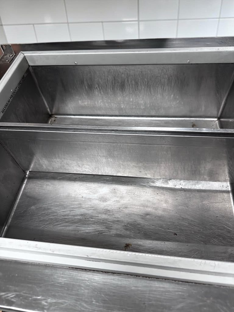 Remarkable Condition – Silver King SKFDI23-ELUS1 – 22 1/2" Drop-In Ice Cream Dipping Freezer – 2-Section Refrigerated Cabinet – 115V – ETL Listed – Fully Tested & Operational!