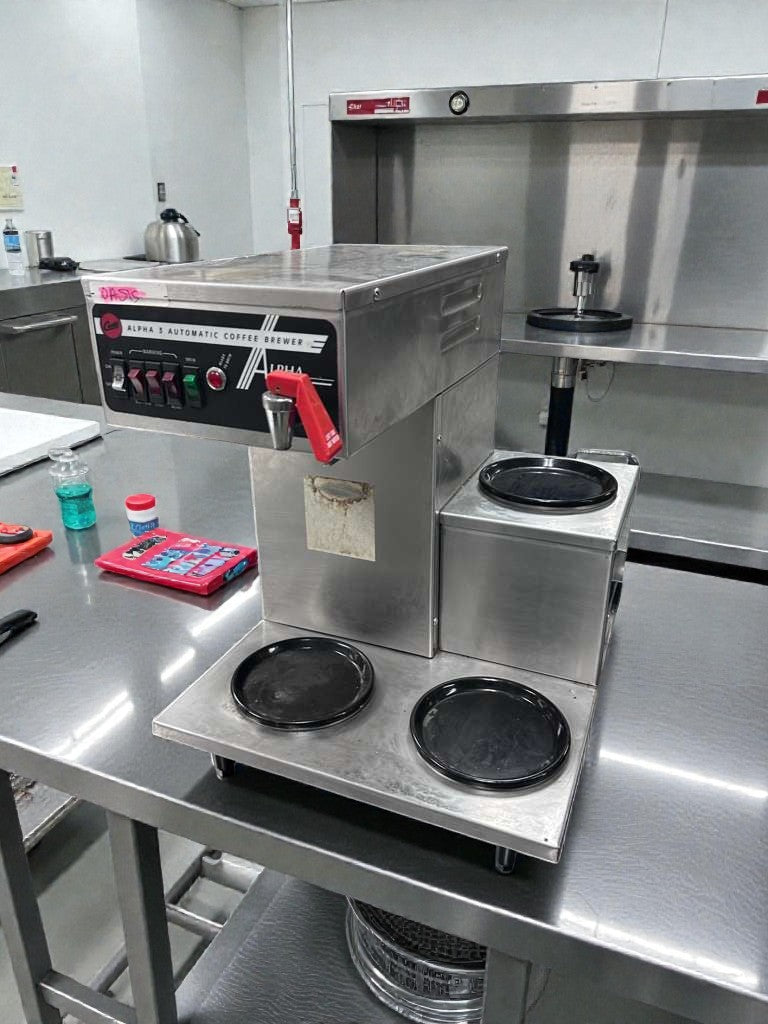 Like-New Condition – Curtis Alpha 3 – Automatic Commercial Coffee Brewer – 120V – UL & NSF Listed – Fully Tested & Operational!