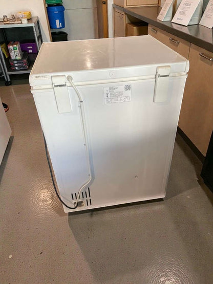 Immaculate Condition – Hotpoint Chest Freezer -  115V /  60 Hz - Fully Tested & Working!
