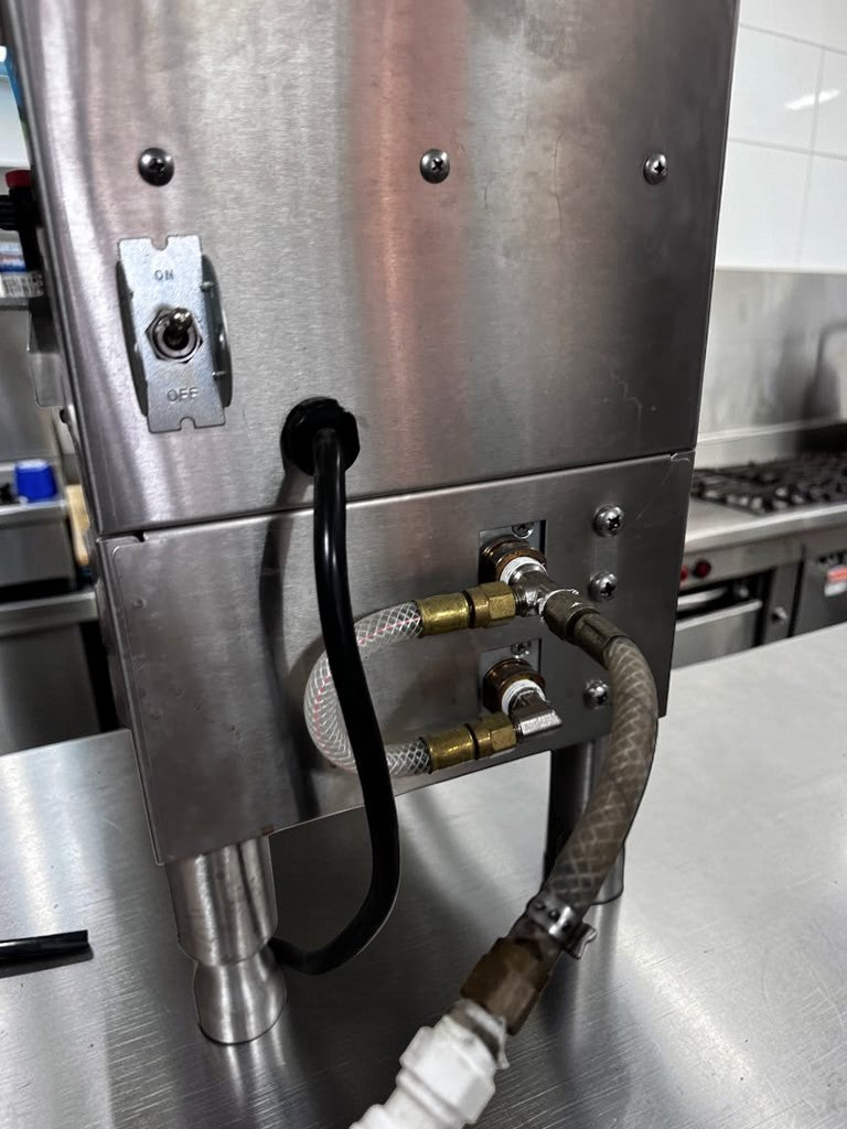 Exceptional Condition – Curtis CBP Low Profile Combo Coffee / Tea Brewer – 120V – G3 Digital Controls – Fully Tested & Operational!