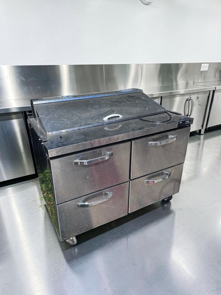 High-Quality Condition – Blue Air BLPT48-D4-HC – 48" Two-Section Sandwich & Salad Prep Table – 4 Drawers – 12 Pan Capacity – 13.1 Cu. Ft. – 115V – ETL / NSF Listed – Fully Tested & Operational!