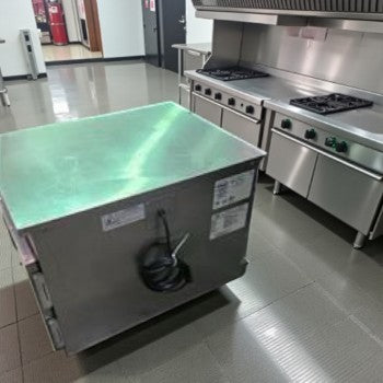 Remarkable Condition – FWE HLC-1826-4(A) – Countertop Insulated Heated Holding Cabinet – 4 Pan Capacity – 120V – Fully Tested & Operational!