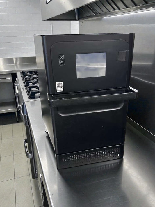 Top-Tier Condition – Merrychef Commercial High-Speed Oven – Touchscreen Control – Fully Tested & Operational!