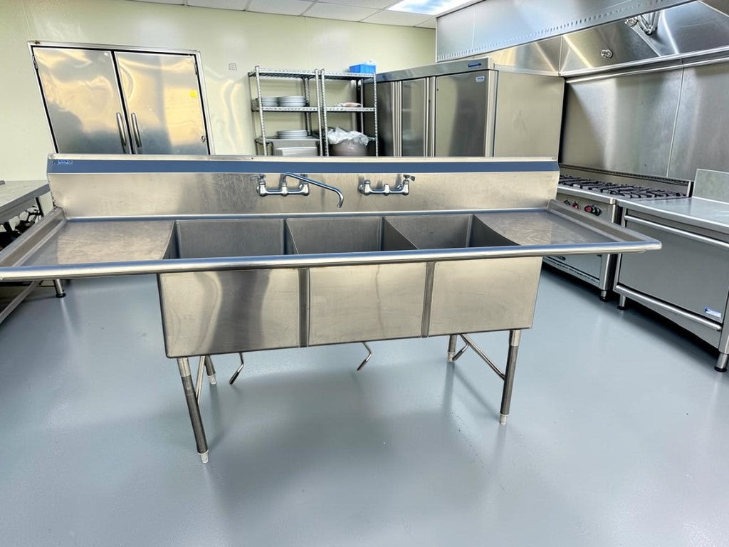 Pristine Condition – GSW SH20283D – 100-3/8" Three-Compartment Commercial Sink – Dual 20" Drainboards – 16-Gauge Stainless Steel – NSF & ETL Certified – Fully Tested & Operational!