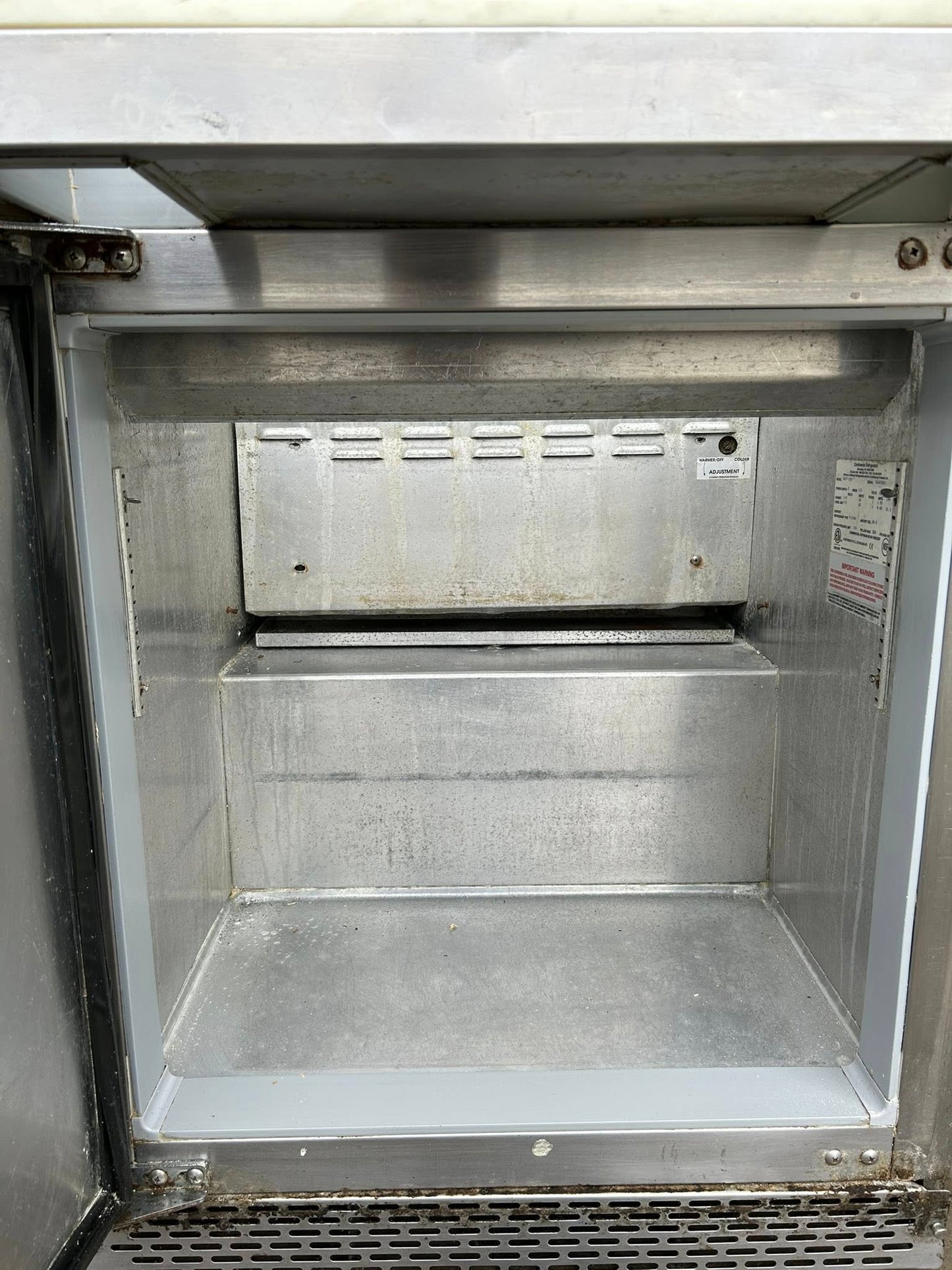 Outstanding Condition – Continental SW27-12M – Mighty Top Refrigerated Sandwich Prep Unit – 27" Wide – 7.4 Cu. Ft. – UL & NSF Listed – Fully Tested & Operational!