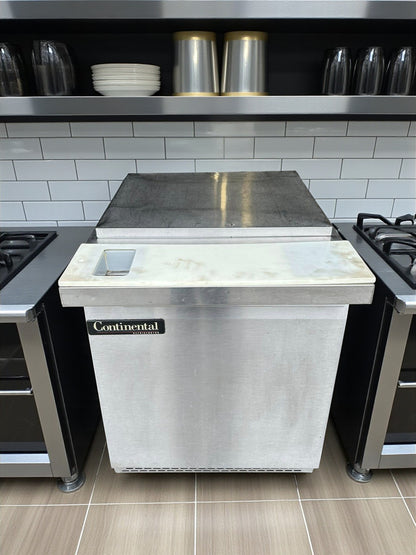 Outstanding Condition – Continental SW27-12M – Mighty Top Refrigerated Sandwich Prep Unit – 27" Wide – 7.4 Cu. Ft. – UL & NSF Listed – Fully Tested & Operational!