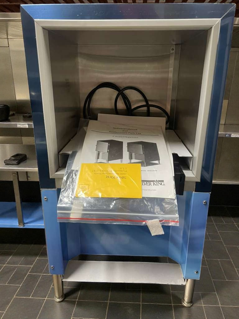 Excellent Condition – Silver King Refrigerated Cream Dispenser – 120V / Single Phase – Fully Tested & Working!