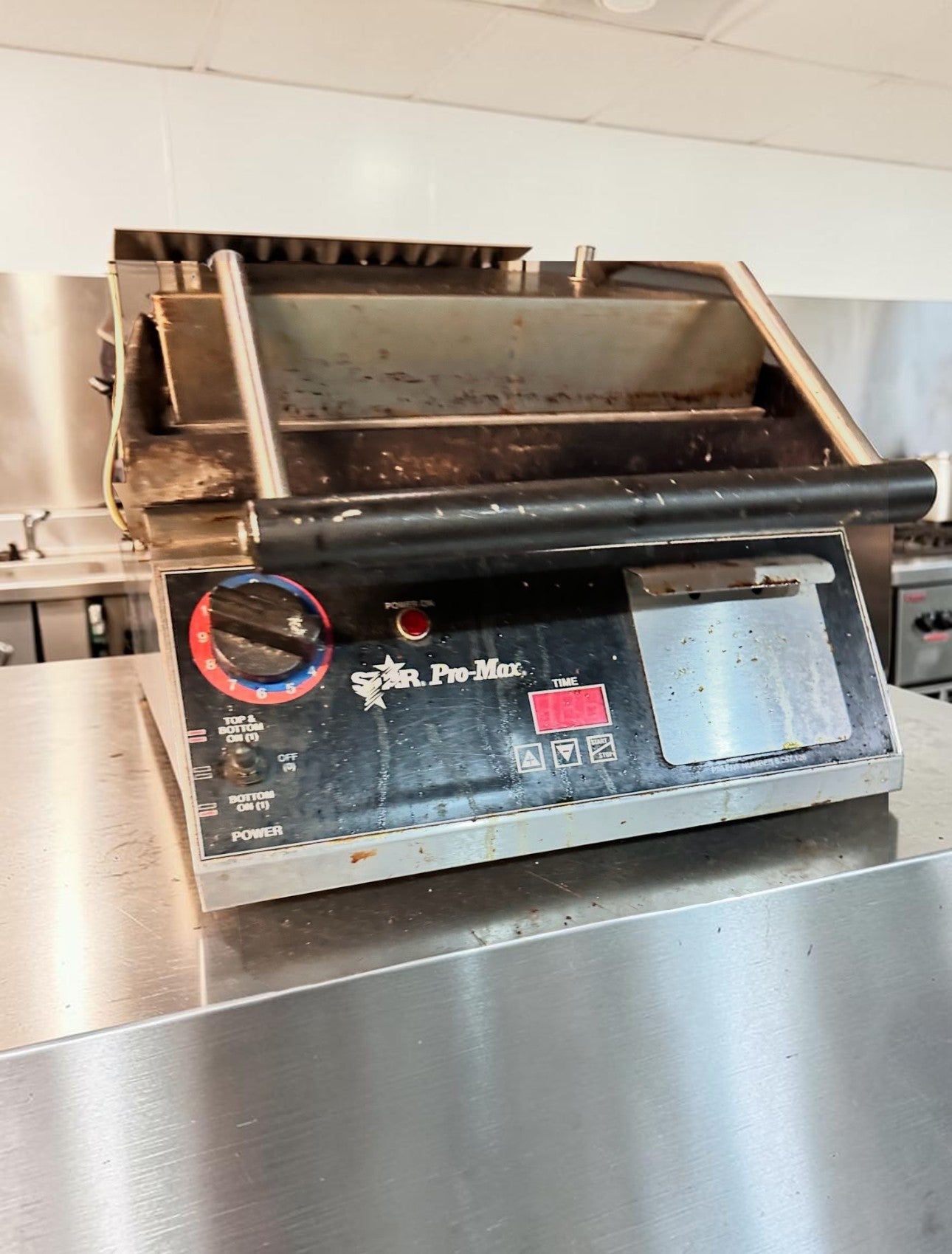 Superb Condition – Star Pro-Max 14" Two-Sided Panini Grill – Commercial Sandwich Press – UL & NSF Certified - Fully Tested & Operational!